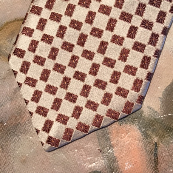 Hugo Boss Silk Tie - Picture 2 of 11